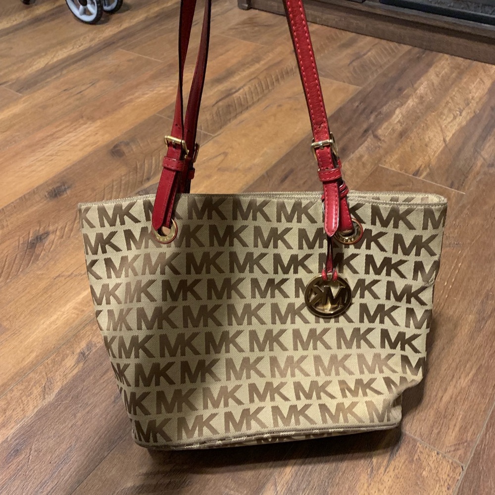 Michael Kors Purse